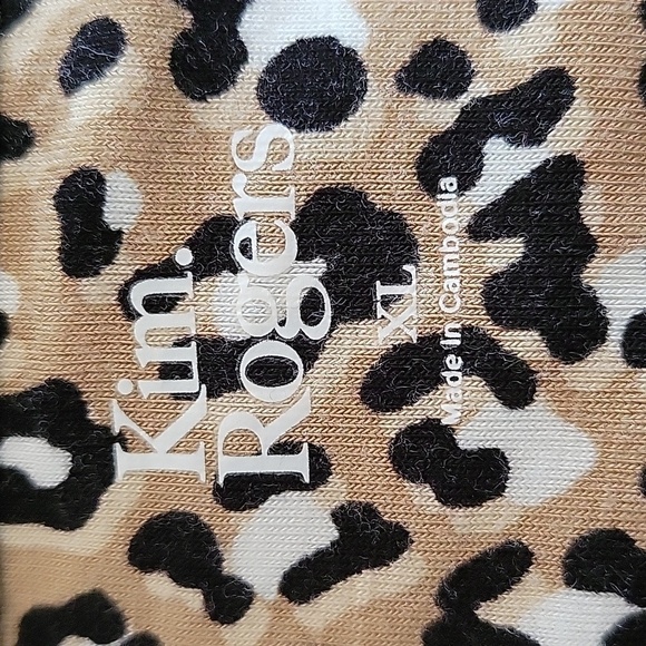 KIM ROGERS XL animal print long sleeve top - Picture 4 of 5